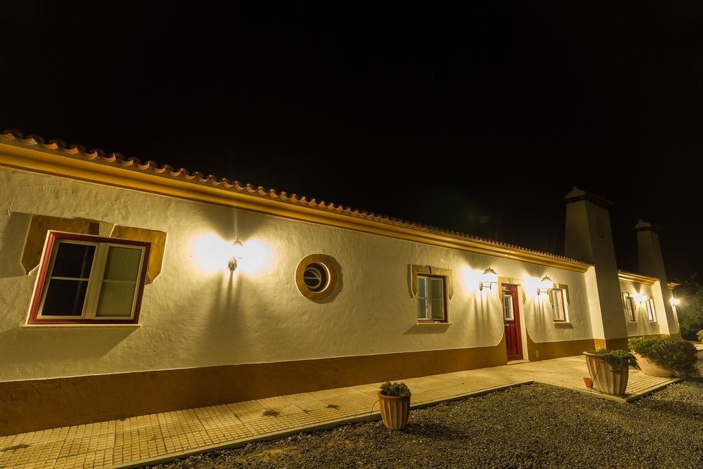 Monte Chalaca - Turismo Rural Ferreira Do Alentejo Exterior photo